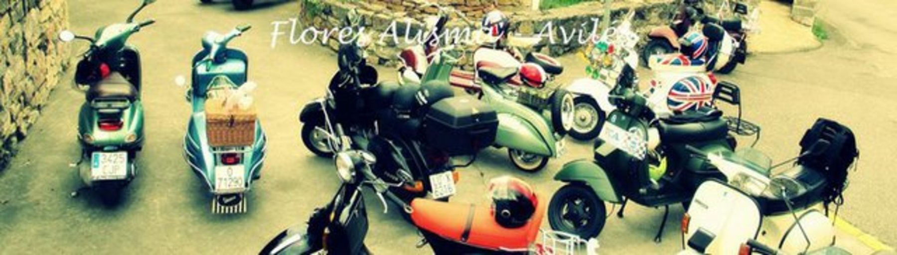 Comitiva de Vespas