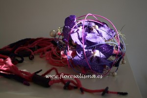 ramo de orquidea wanda en estructura