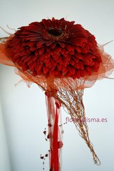 Ramo de novia.Germelia en estructura de corazón - Flores Alisma