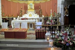 Decoración para boda de Flores Alisma de Avilés de la Iglesia de Jesús Nazareno en El Pito