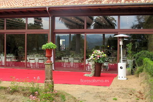 Decoración de Flores Alisma del Palacio de Valdesoto para boda