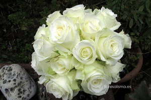 Ramo de novia.  Flores Alisma - Avilés - Bouquet de rosas