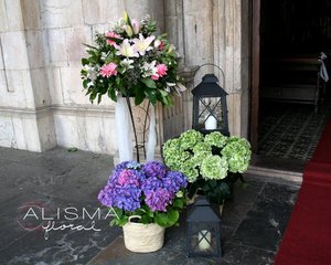 Decoración de boda en la Colegiata de Pravia