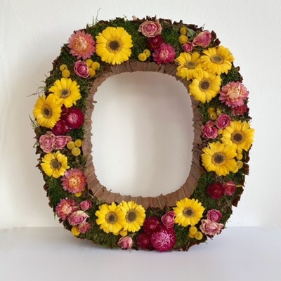 LETRA O FLOR PRESERVADA