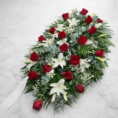 centro-funerario-rosas-lilium-flores-alisma-aviles